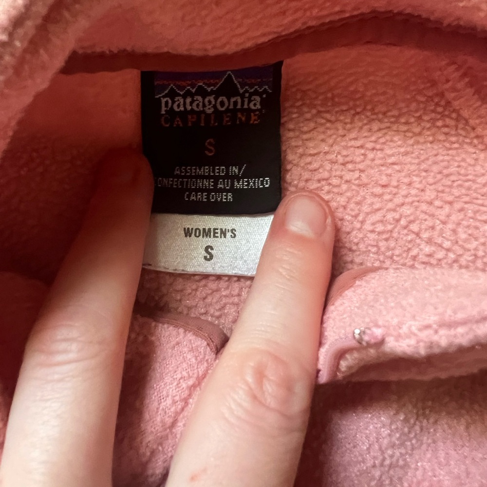 Patagonia 1/4 zip - Picture 2 of 3